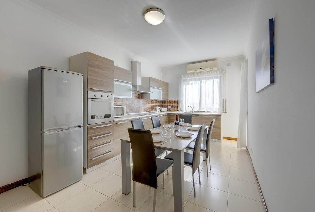 Modern 3 Bedroom Apartment In Central สลีมา ภายนอก รูปภาพ